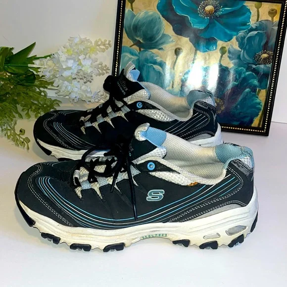 Sketches D’Light Sneakers - sz 8 Blue and white sketchers very comfortable shoes - Picture 4 of 11